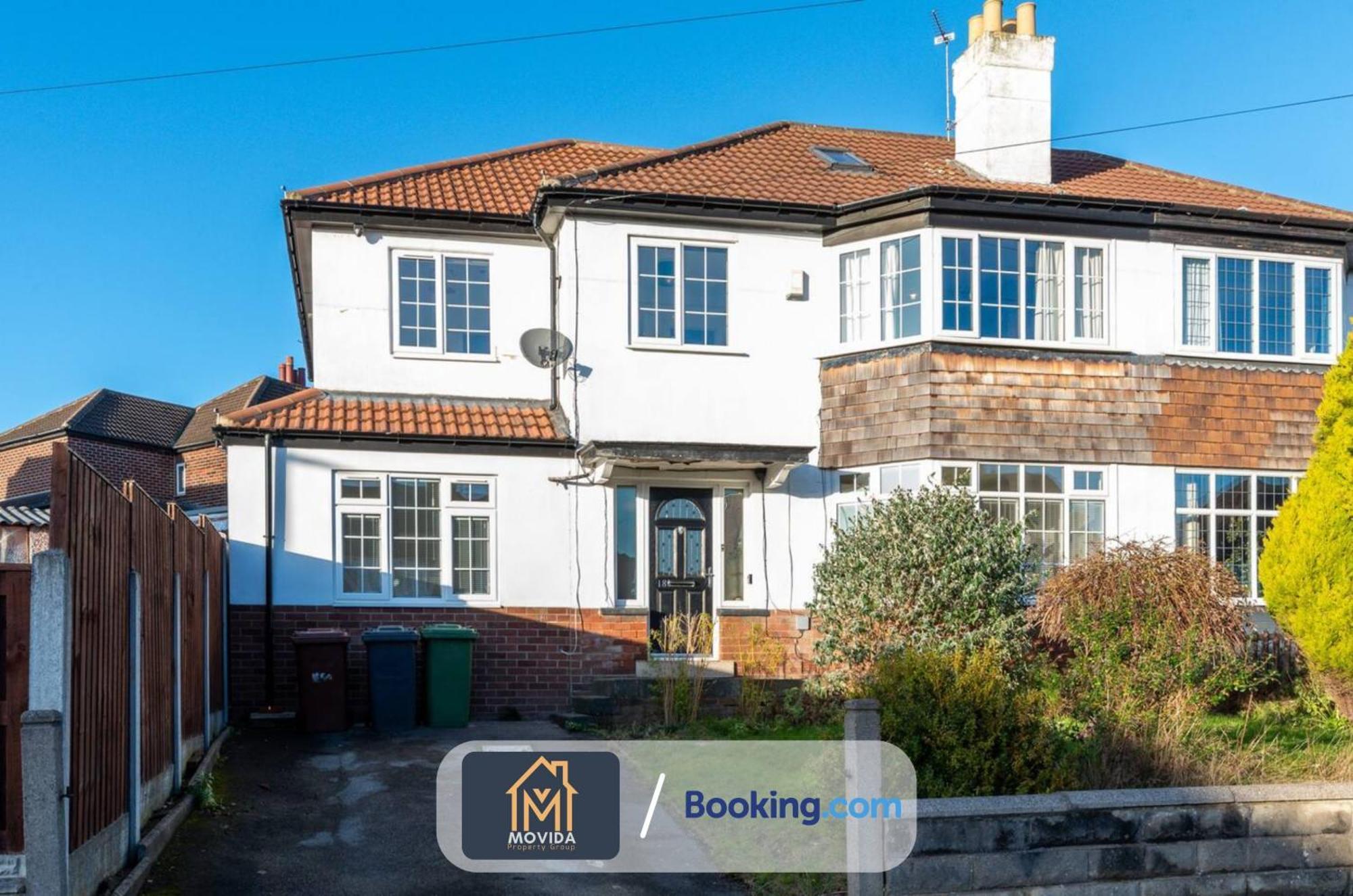 Large Modern 6 Bedroom House By Movida Property Group Short Lets & Serviced Accommodation With Games Room Leeds  Kültér fotó